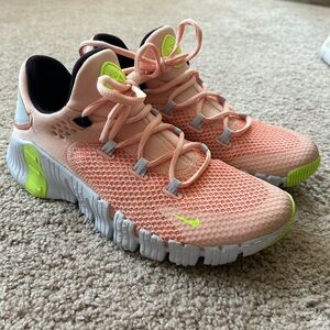 Nike Free Metcon 5 Sneakers